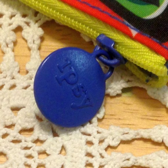 Collectible ipsy makeup bag, sunglasses motif - Picture 4 of 4